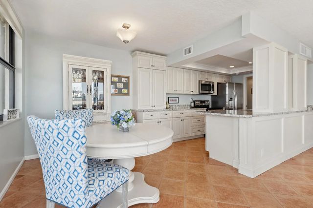 5 of 32 - 5480 N Ocean Drive #b7c, Singer Island, FL
