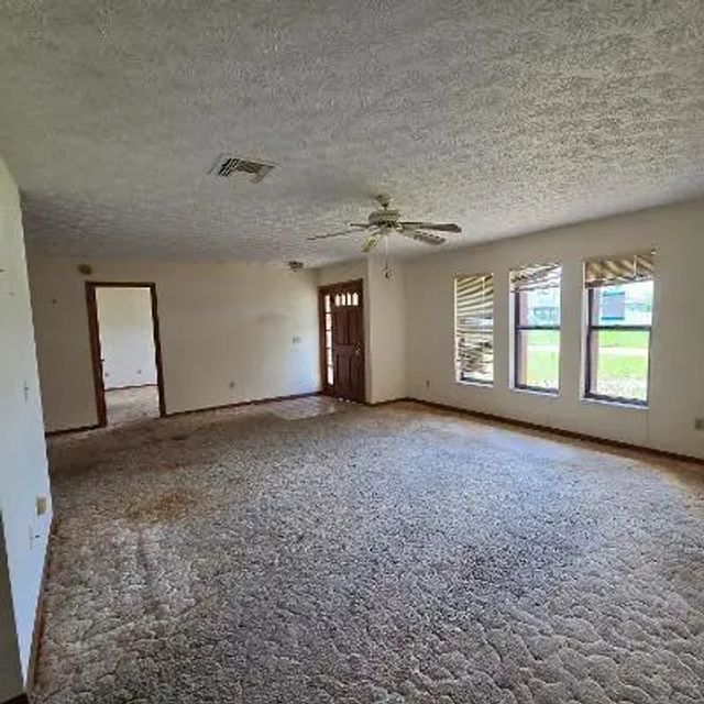 2 of 13 - 349 Sw De Gouvea Terrace, Port St. Lucie, FL