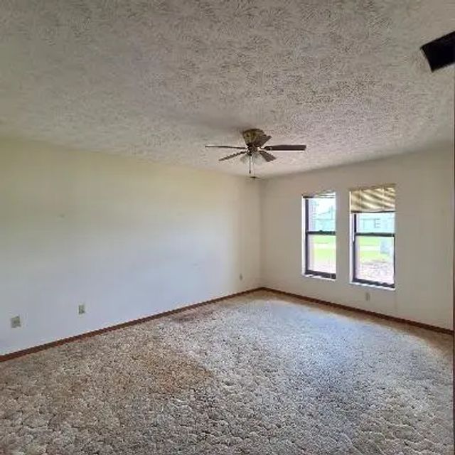 3 of 13 - 349 Sw De Gouvea Terrace, Port St. Lucie, FL