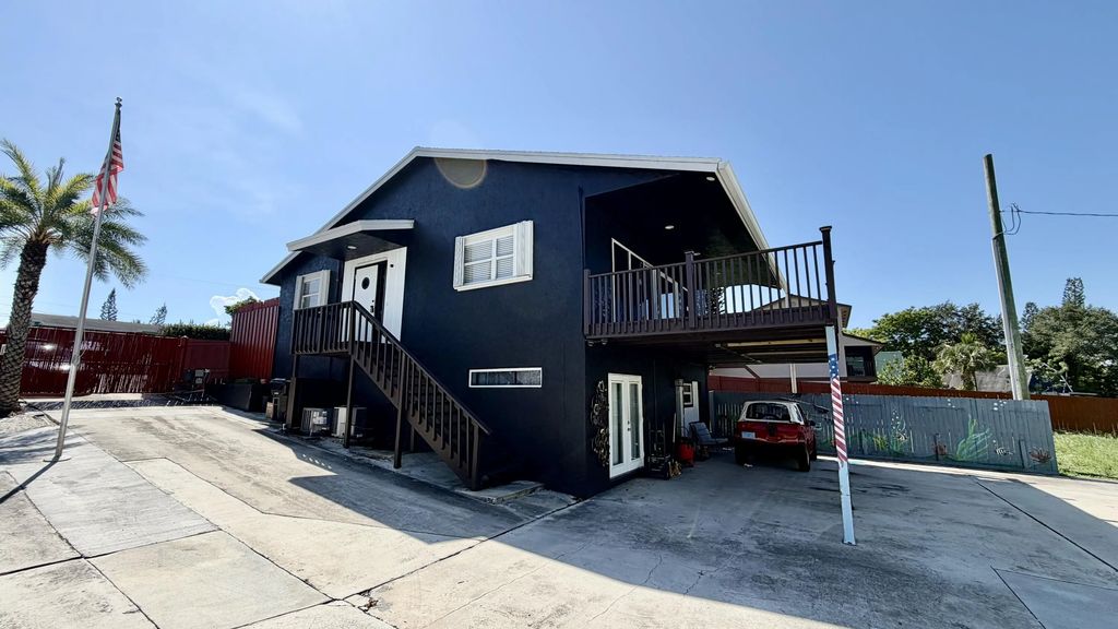 907 N A Street, Lake Worth Beach
