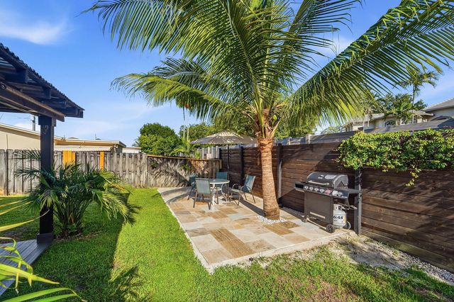 3 of 39 - 2908 Nw 48th Street, Tamarac, FL