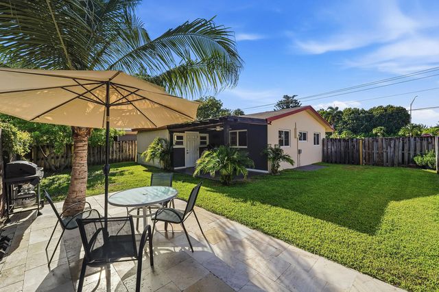 4 of 39 - 2908 Nw 48th Street, Tamarac, FL