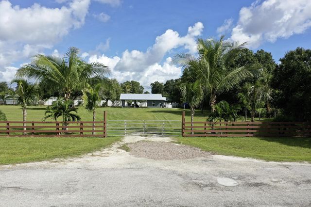 2055 Sw 3rd Street, Okeechobee
