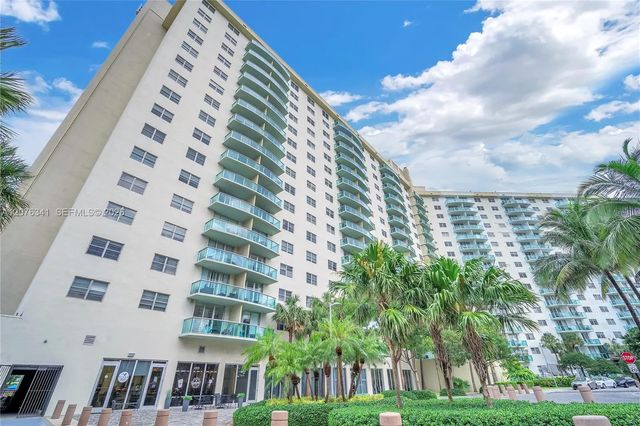 3 of 26 - 19370 Collins Avenue #919, Sunny Isles Beach, FL