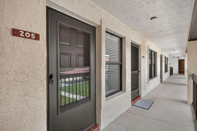 3 of 53 - 360 Sw South River Drive #205, Stuart, FL