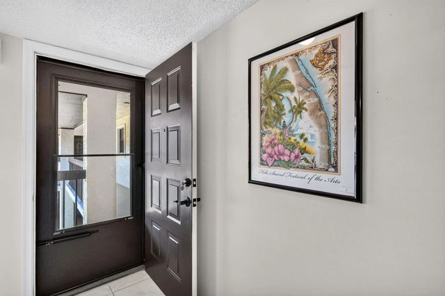 4 of 53 - 360 Sw South River Drive #205, Stuart, FL