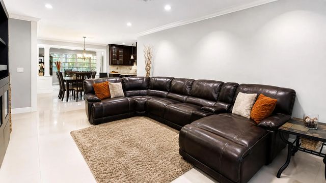2 of 11 - 3620 Arthur Street, Hollywood, FL