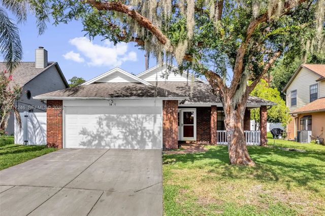 1486 Hyde Park Drive, 