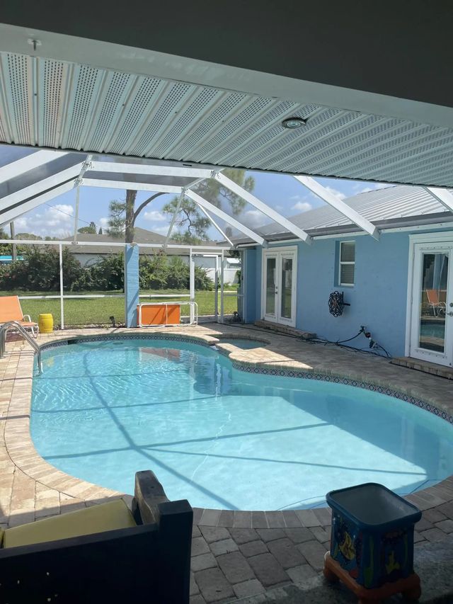 3 of 4 - 302 Nw Friar Street, Port St. Lucie, FL