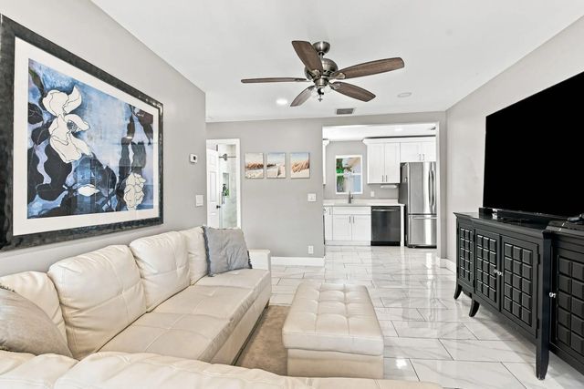 4 of 23 - 1217 W 32nd Street, Riviera Beach, FL