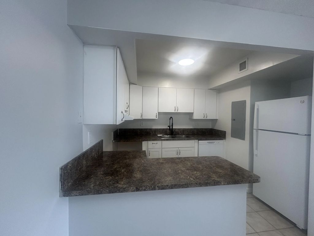 3220 Nw 84th Avenue #f635, Sunrise