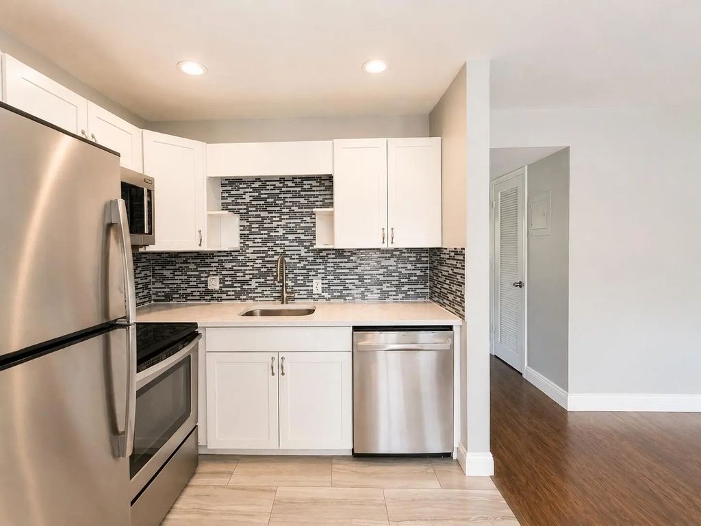 119 Sussex F #119, West Palm Beach