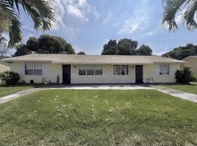 3830 Roan Court E, West Palm Beach