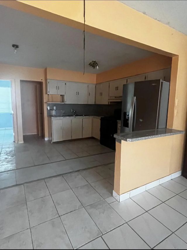3 of 9 - 3830 Roan Court E, West Palm Beach, FL