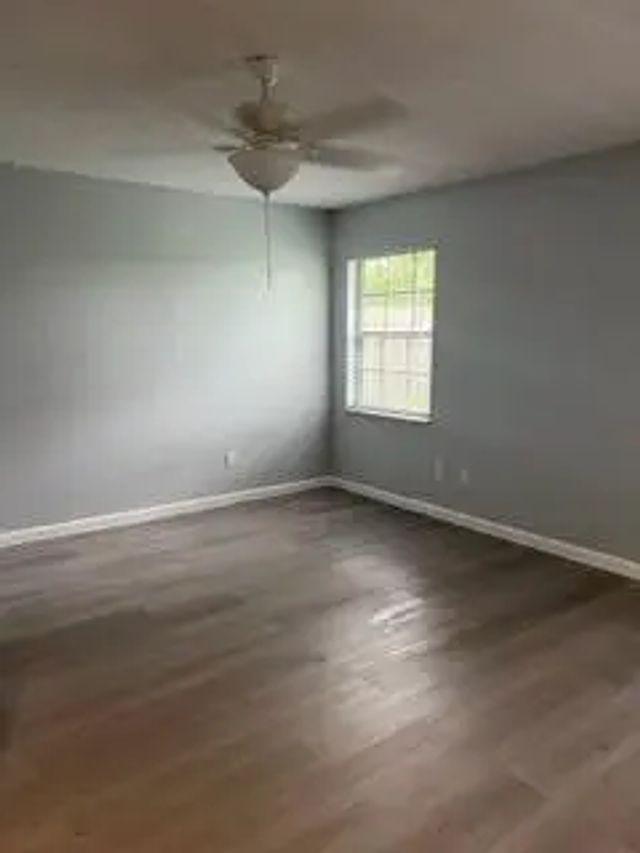3 of 10 - 2556 Se Hallahan Street, Port St. Lucie, FL