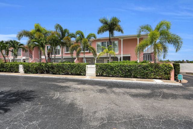 475 Tequesta Drive #16, Tequesta