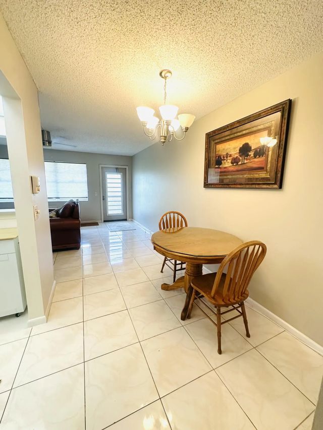 5 of 56 - 271 Farnham L, Deerfield Beach, FL
