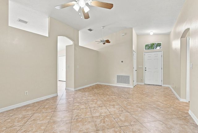5 of 47 - 815 Greenleaf Circle, Vero Beach, FL