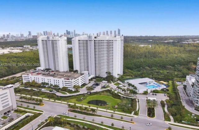 15051 Royal Oaks Lane #2403, North Miami
