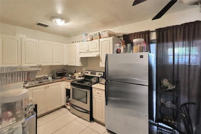 4 of 14 - 12040 Nw 1st Court, North Miami, FL