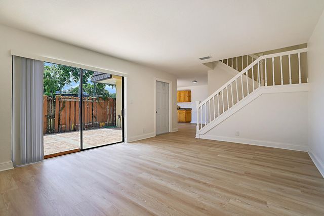 4 of 30 - 4675 Cherry Road, West Palm Beach, FL