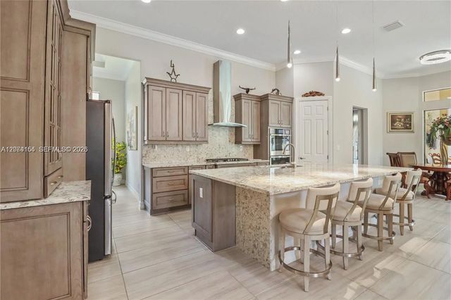 5 of 30 - 11812 S Cantal Circle S, Parkland, FL