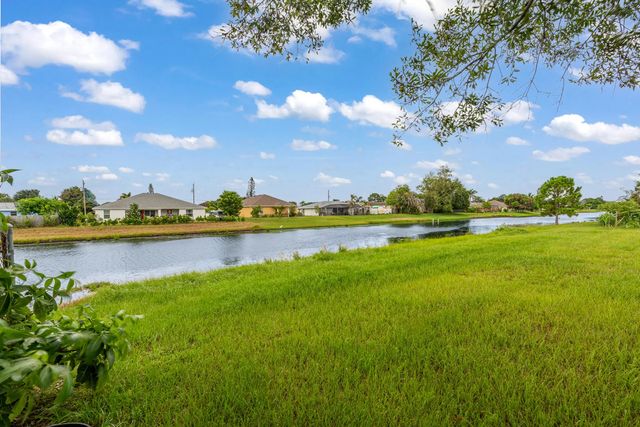 3 of 26 - 2386 Se Manor Avenue, Port St. Lucie, FL
