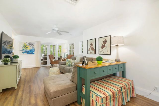 5 of 29 - 609 Palm Street, West Palm Beach, FL