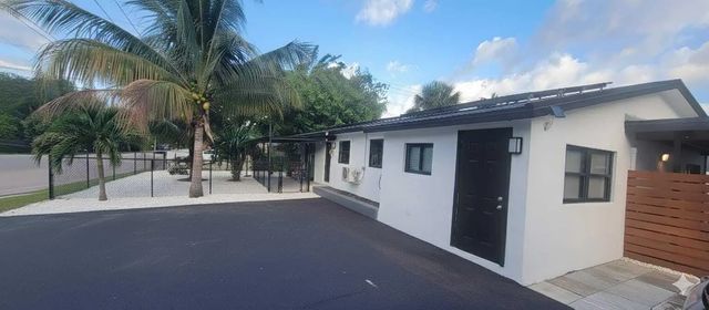 2 of 28 - 1202 Ne 3rd Avenue, Fort Lauderdale, FL