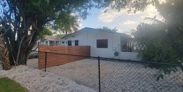 5 of 28 - 1202 Ne 3rd Avenue, Fort Lauderdale, FL