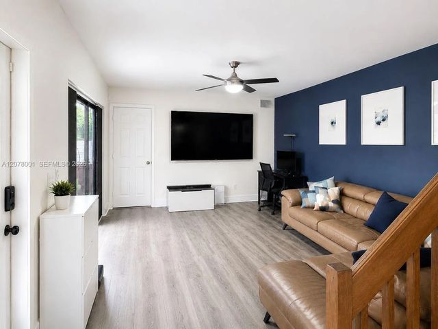 1200 Sw 118th Terrace #1200, Davie