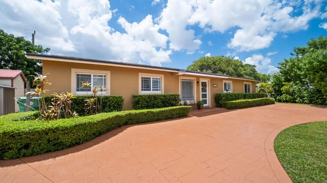 12290 Sw 30th Street, Miami