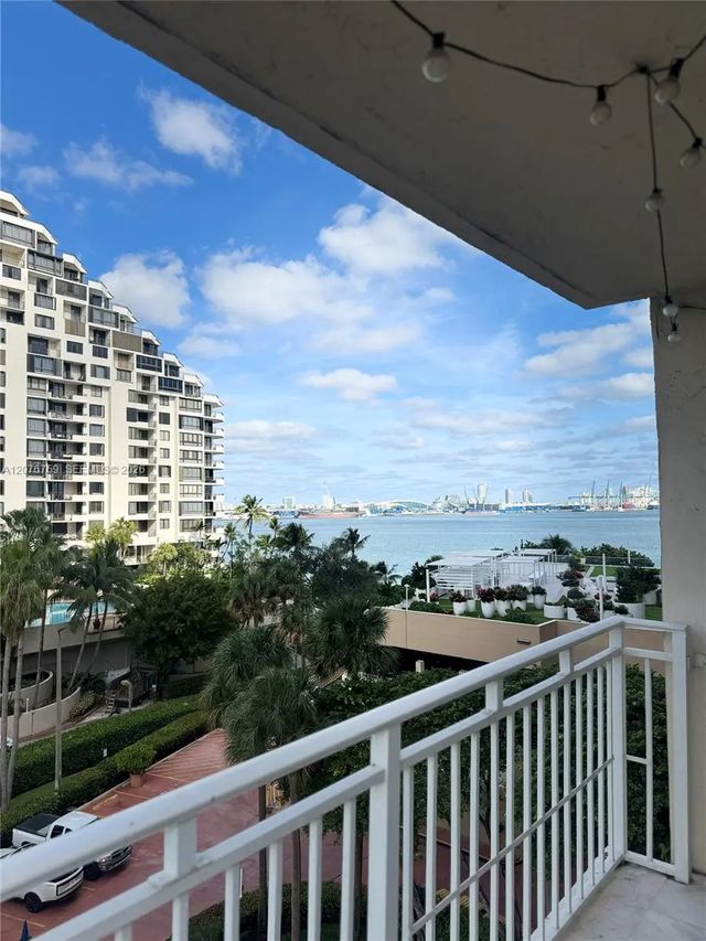 770 Claughton Island Drive #601, Miami
