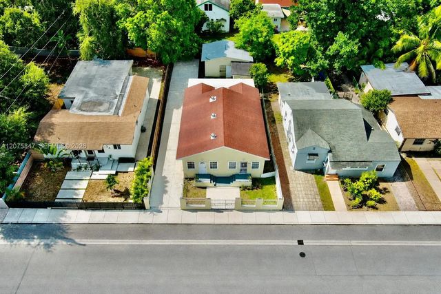 2 of 10 - 30 Nw 50th Street, Miami, FL