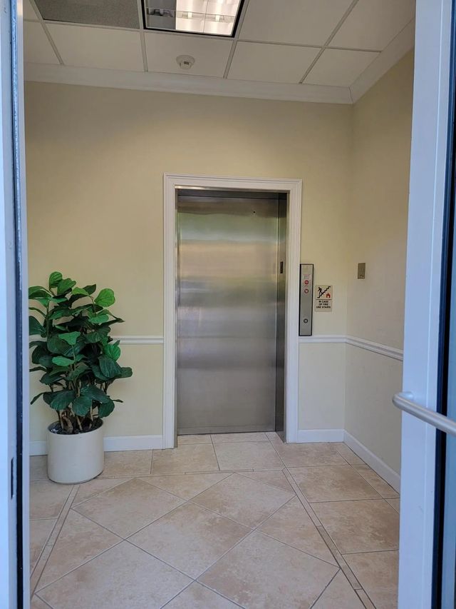 3 of 23 - 829 18th #c-2, Vero Beach, FL