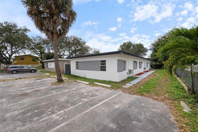 2 of 26 - 417 Nw 15th Avenue, Fort Lauderdale, FL