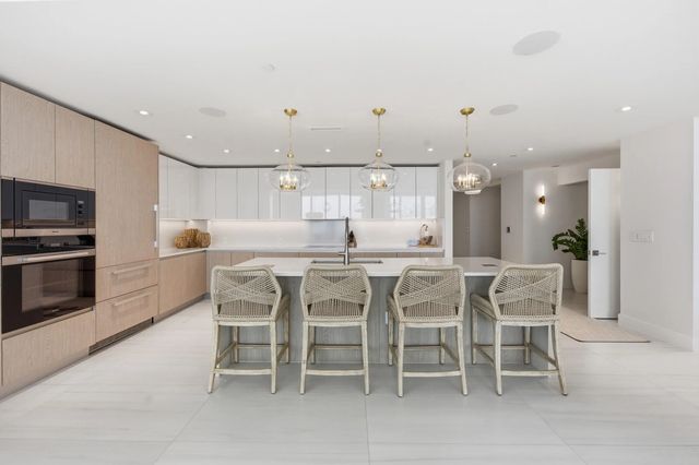 3 of 50 - 3100 N Ocean Drive #p-ph4, Singer Island, FL