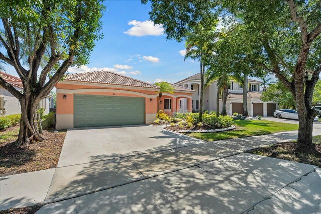 886 Sunflower Circle, Weston