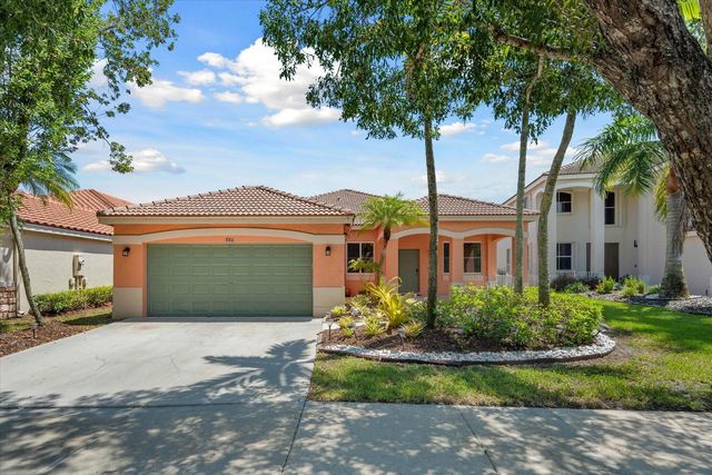 2 of 60 - 886 Sunflower Circle, Weston, FL
