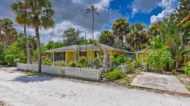 3 of 29 - 1076 Ne Banyan Tree Drive, Jensen Beach, FL