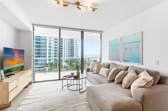 2 of 34 - 5875 Collins Avenue #903, Miami Beach, FL
