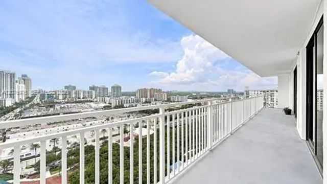 3 of 43 - 210 174 Street #2401, Sunny Isles Beach, FL