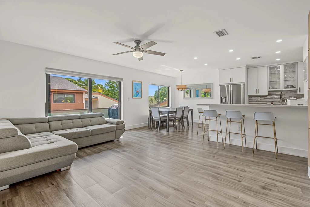 11491 Sw 109th Road #15d, Miami