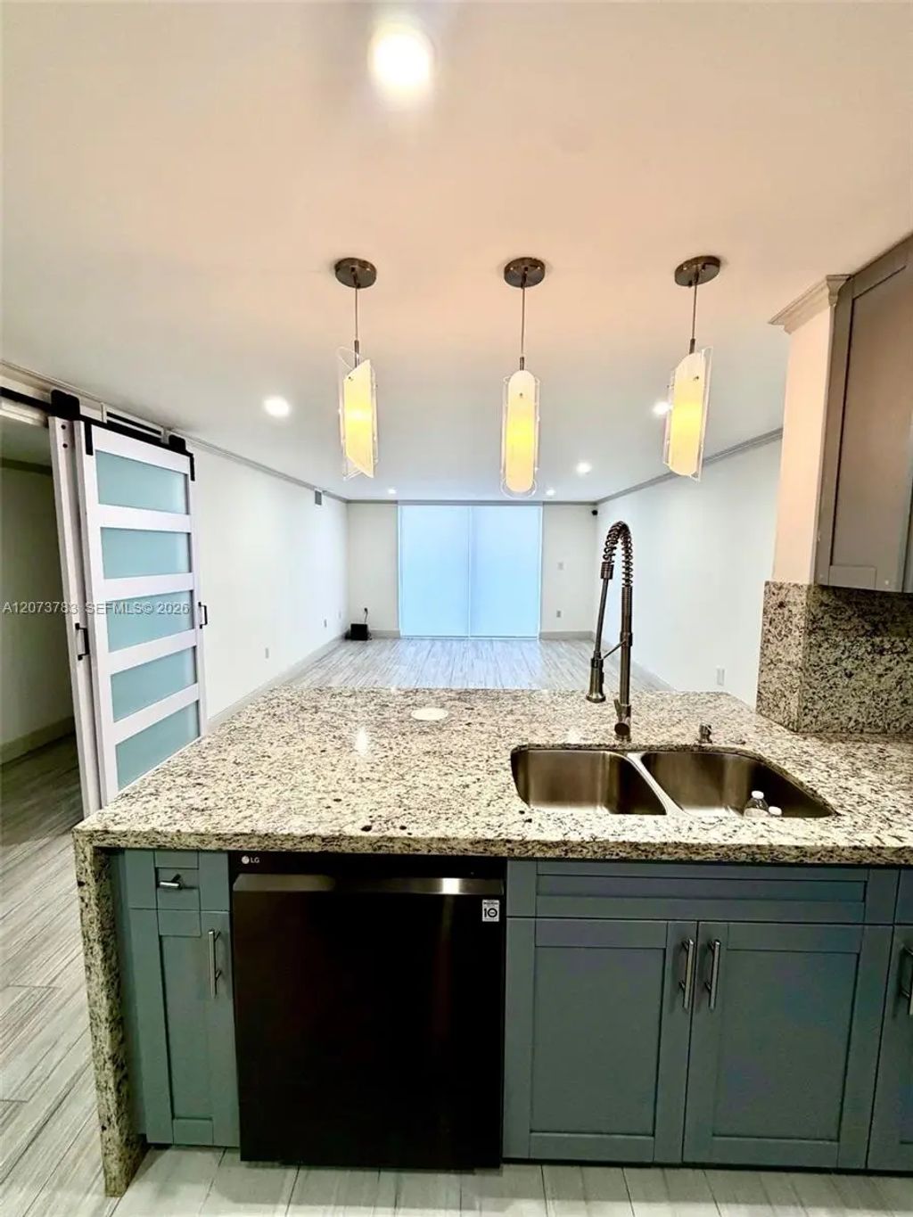 4000 Ne 170th Street #207, North Miami Beach