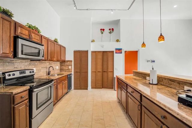 2 of 18 - 401 Leslie Drive, Hallandale Beach, FL