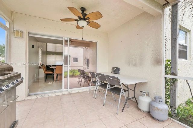 4 of 26 - 9602 Nw 8th Circle, Plantation, FL