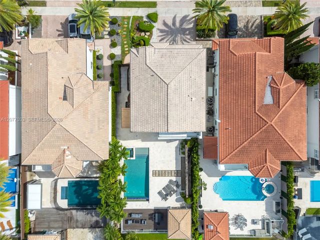 4 of 47 - 11101 Nw 72nd Terrace, Doral, FL