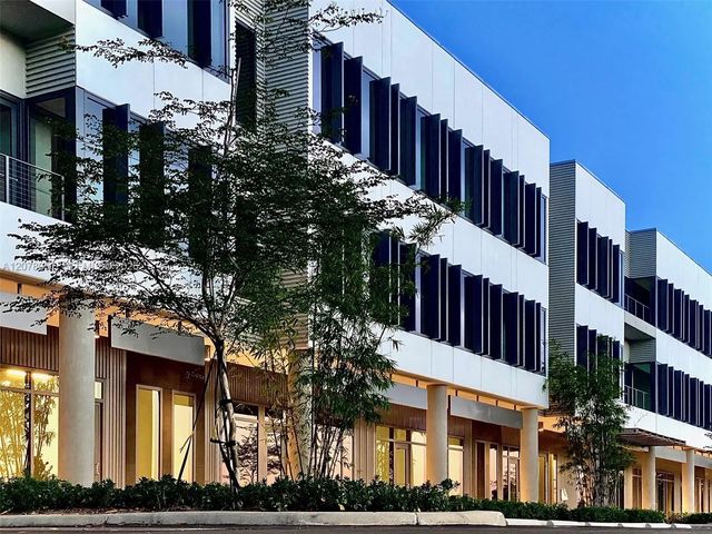 2 of 10 - 1695 Nw 110th Avenue #304, Sweetwater, FL
