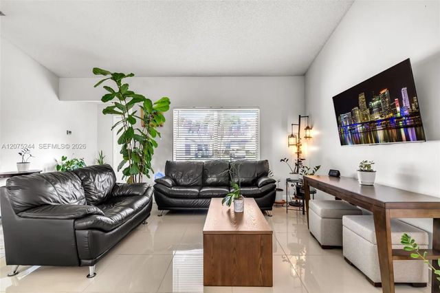 4 of 35 - 11740 Nw 39th Place, Sunrise, FL