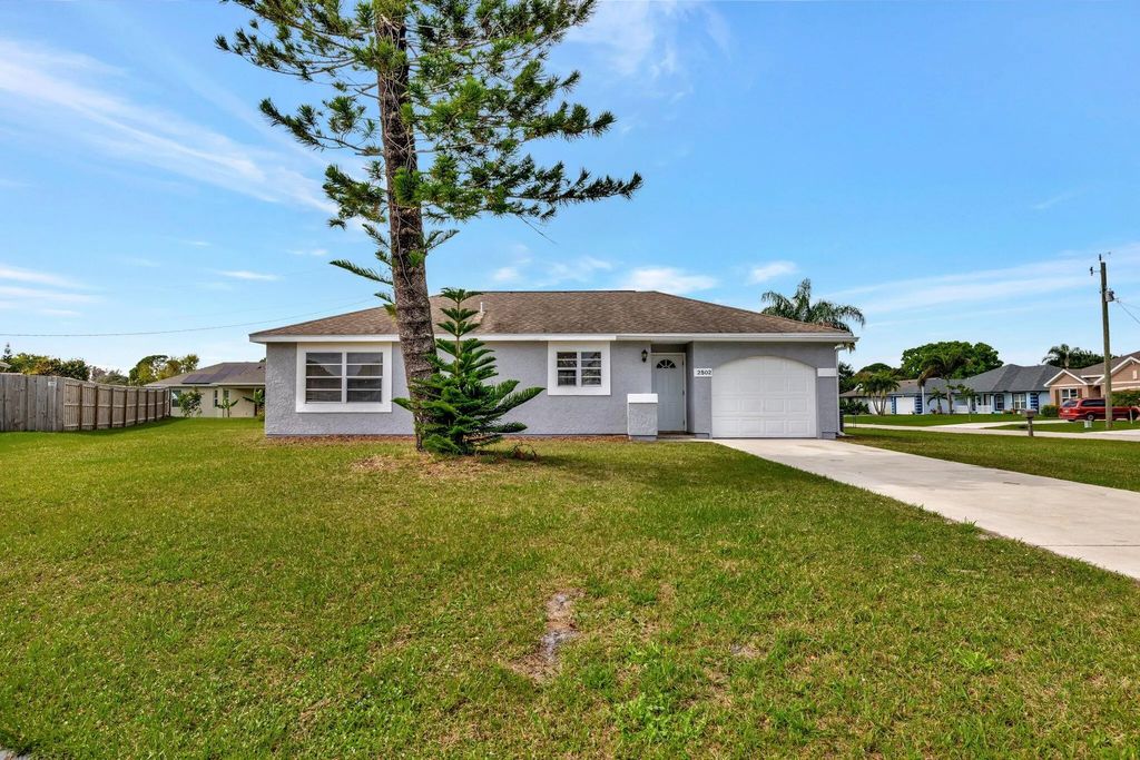 2502 Se Caladium Court, Port St. Lucie